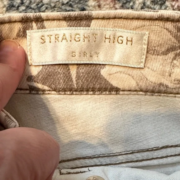 GUESS Taupe Floral Spring Straight High Girly Jeans with Cream Print - Picture 5 of 11